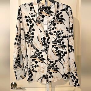 White House Black Market Mystical Ecru Long Sleeve Button Down Blouse - Large
